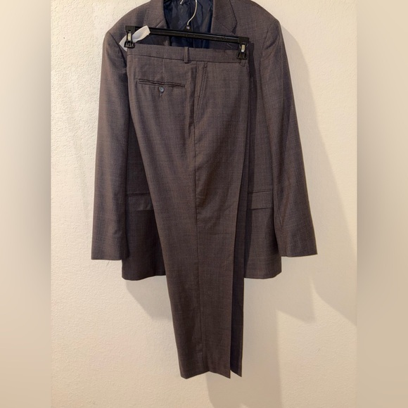 Jos A Banks Suit Reserve Liberty Men's Brown Suit PANTS AND JACKET 44L/38W - Picture 5 of 10
